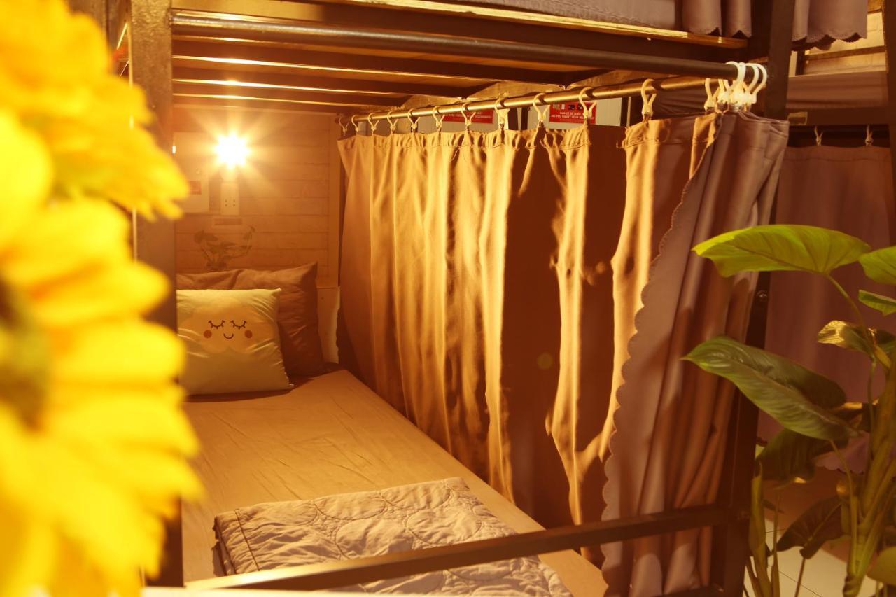 S Phuot Homestay - 3A Lam Son, Ward 2, Tan Binh District Хошимін Екстер'єр фото