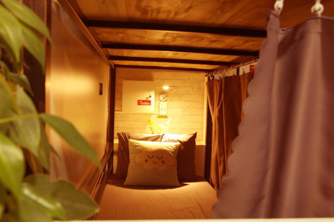 S Phuot Homestay - 3A Lam Son, Ward 2, Tan Binh District Хошимін Екстер'єр фото