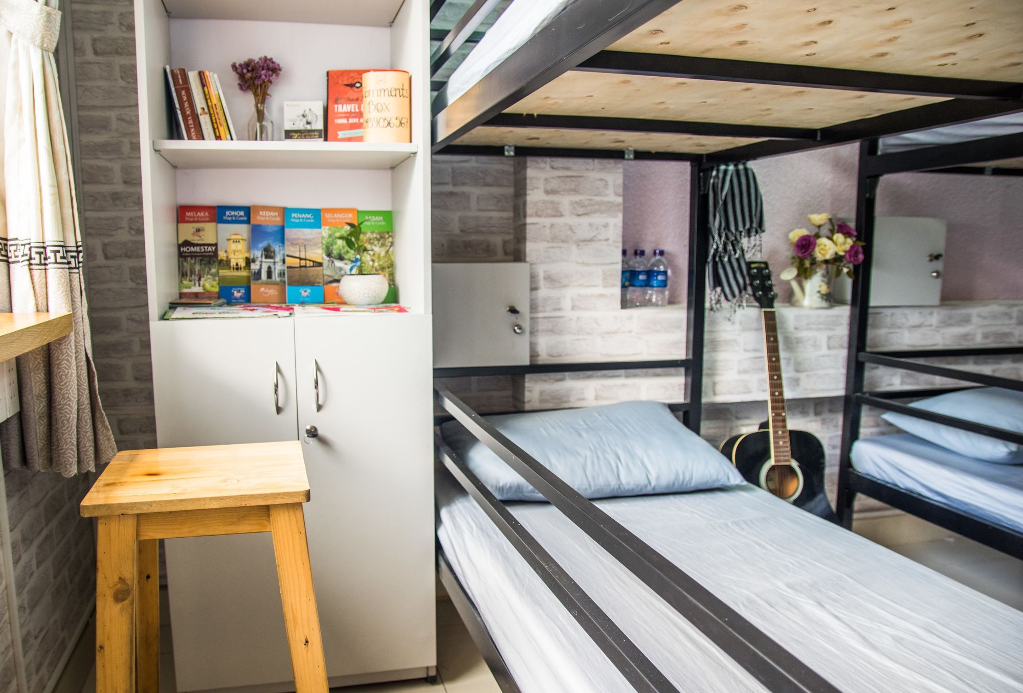 S Phuot Homestay - 3A Lam Son, Ward 2, Tan Binh District Хошимін Екстер'єр фото